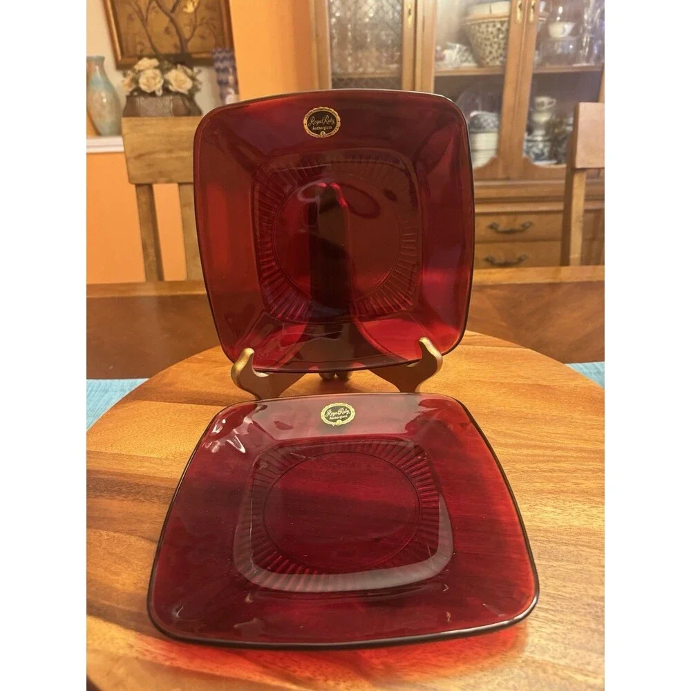 SET OF 2 ANCHOR HOCKING GLASS CHARM RUBY RED SQUARE LUNCHEON PLATES